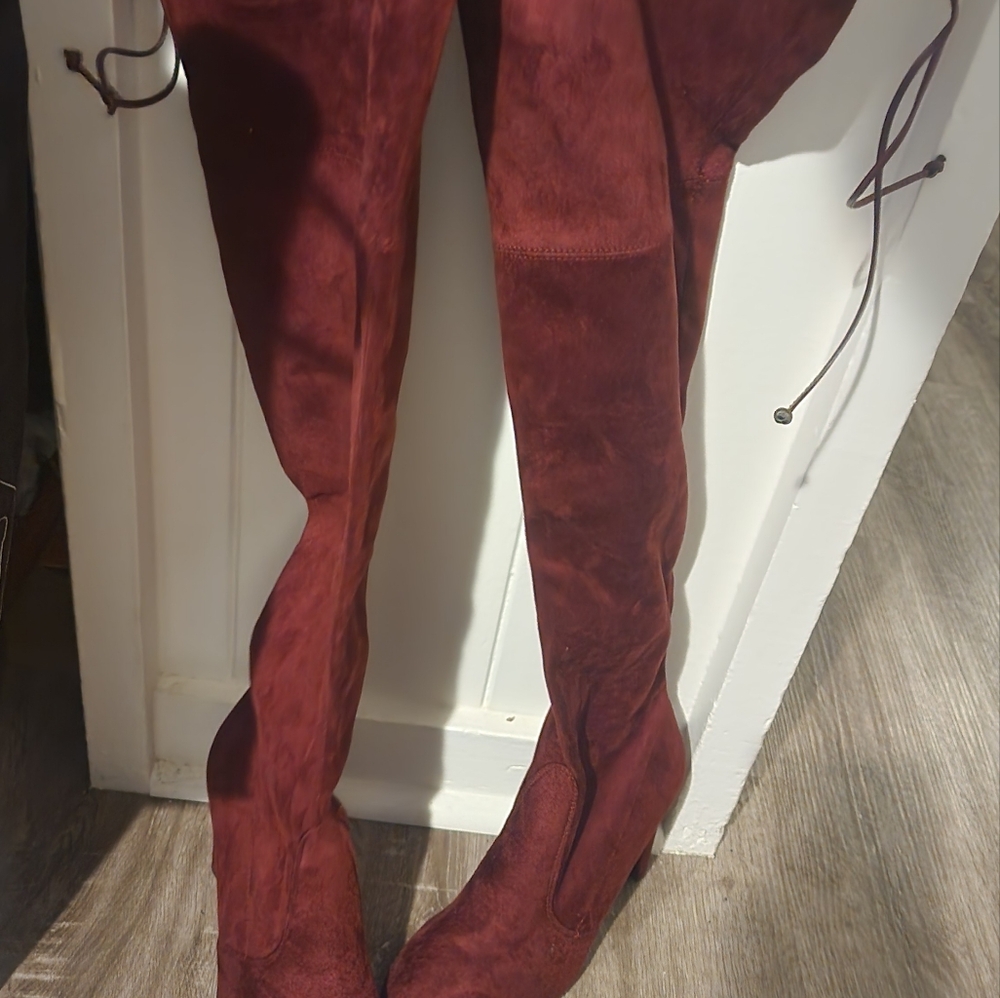 CHARLOTTE RUSSE - Picture 5 of 5